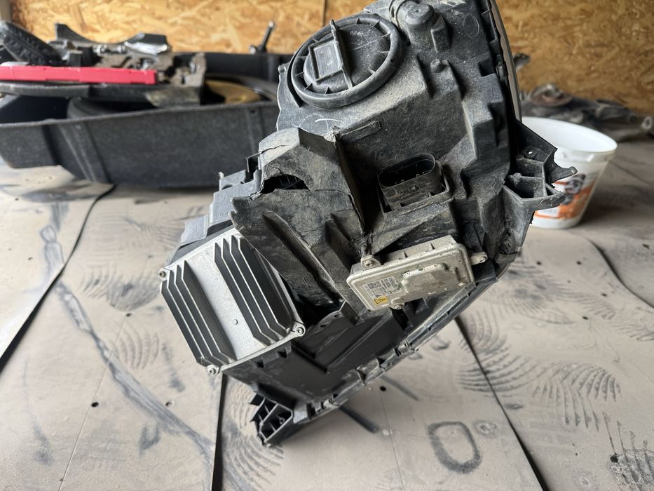 Фара ліхтар ILS Mercedes w166 Ml