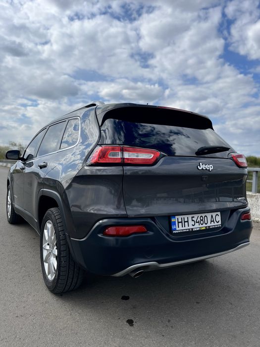 Jeep Cherokee 2.4