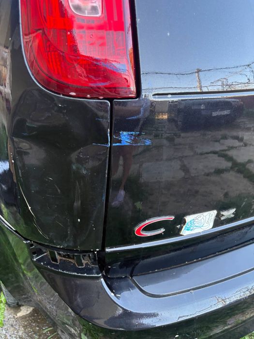 Форд ц макс 2009 року