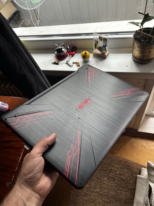 Игровой ноутбук ASUS FX504