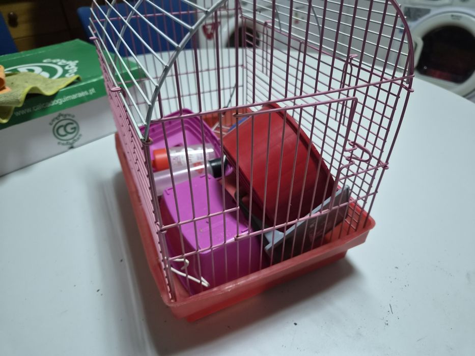 Gaiola, roda , bebedouro etc... Para hamster
