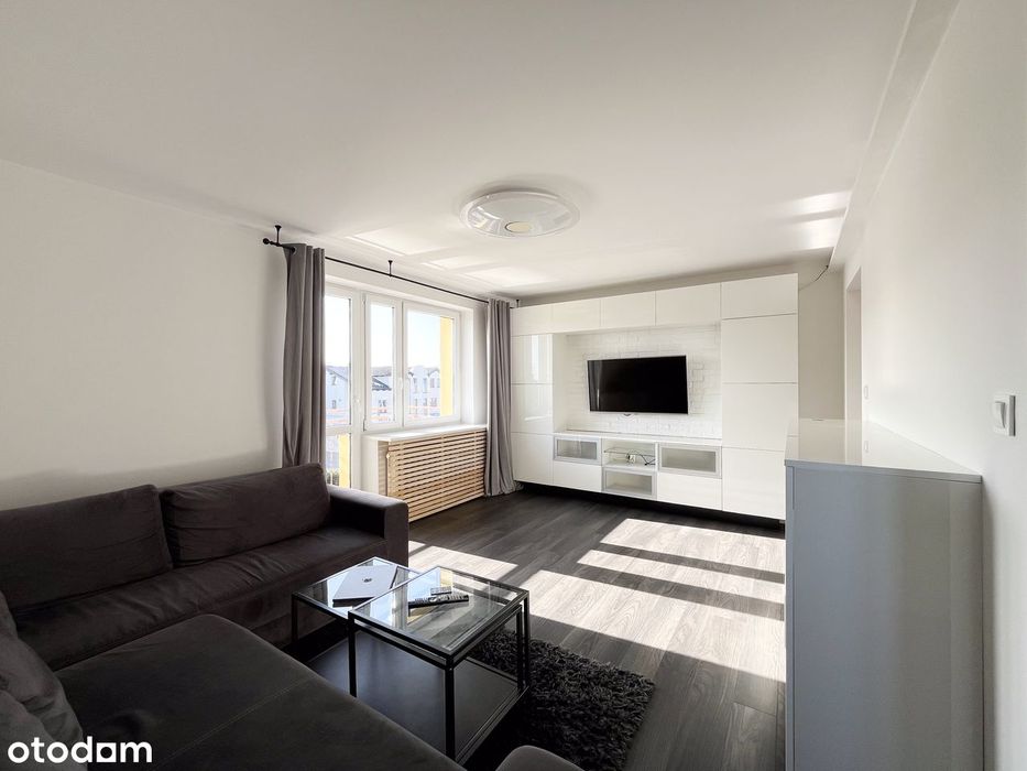 Mieszkanie w Pucku | Blisko Plaży | Niski Czynsz | Parking | Piwnica