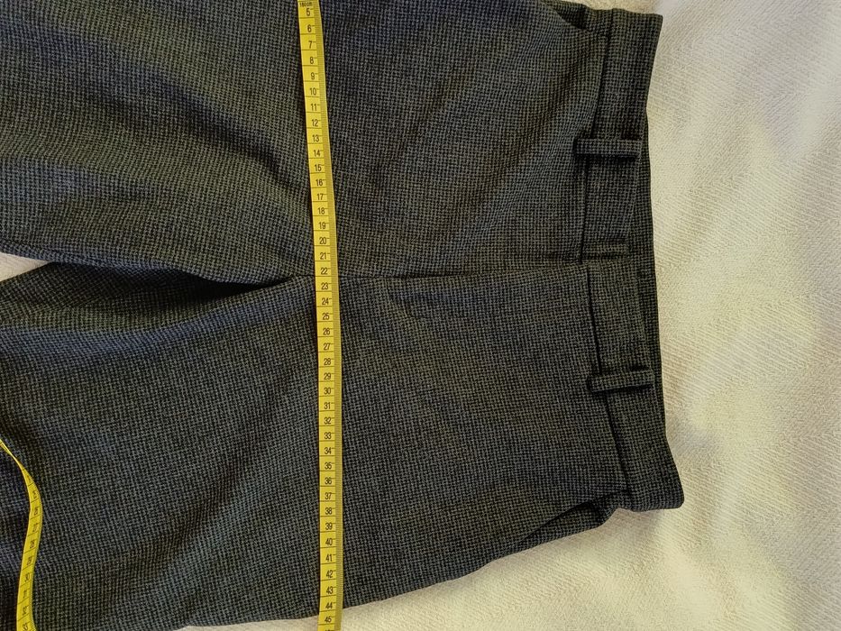 Spodnie w pepitke Uniqlo