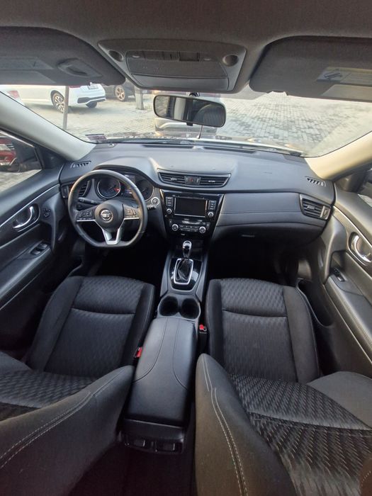 Nissan Rogue SV 4×4