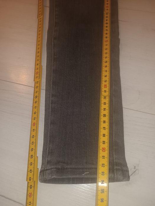 Spodnie dżinsowe push-up M.Sara 30/L