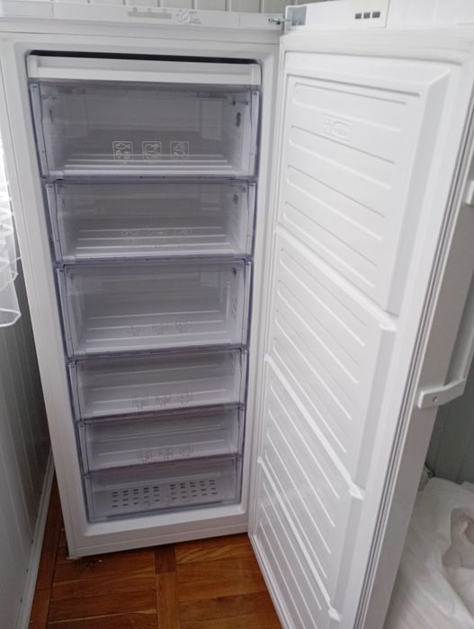 Морозильна камера БЕКО