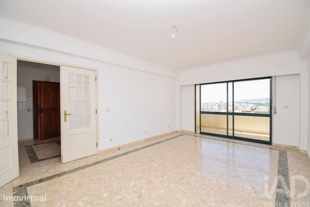 Apartamento T2 em Agualva e Mira-Sintra