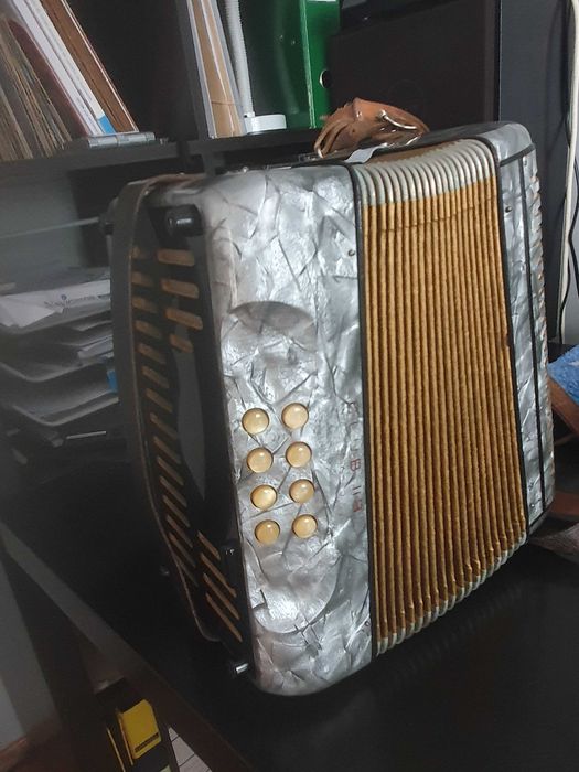 Concertina honer em fà