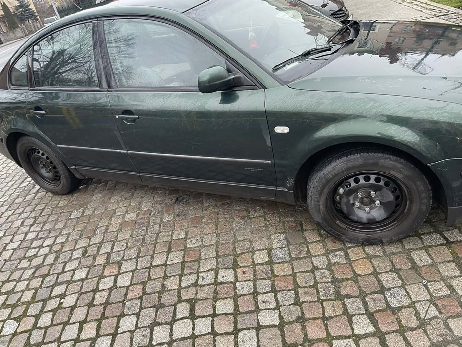 Sprzedam  Volkswagen Passat  b5 1.9 tdi