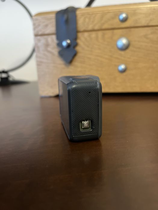 GoPro HERO 5 Black – stan bardzo dobry, sprawna + ramka