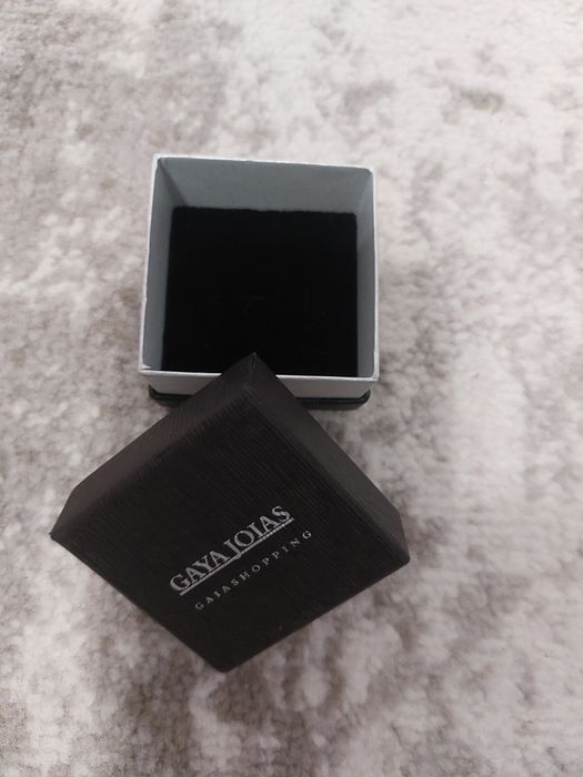 Caixa guarda joia para anel