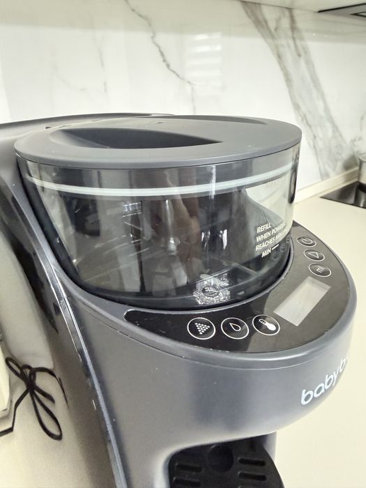 Baby Brezza — автоматичний приготувач дитячої суміші, майже новий