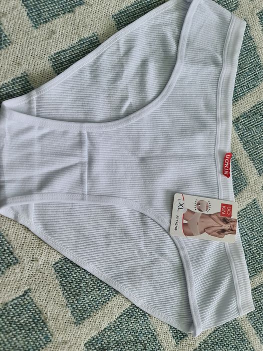 Женские трусики в рубчик XL