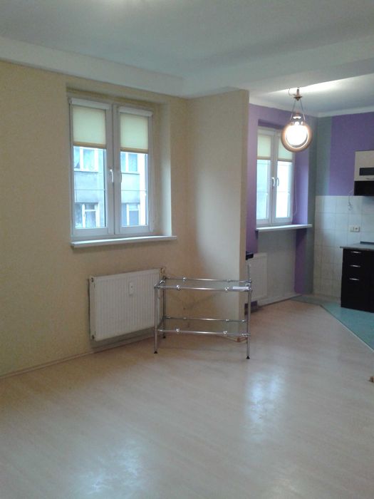 Wynajmę kawalerkę 36 m2 w Centrum Raciborza ul. Długa