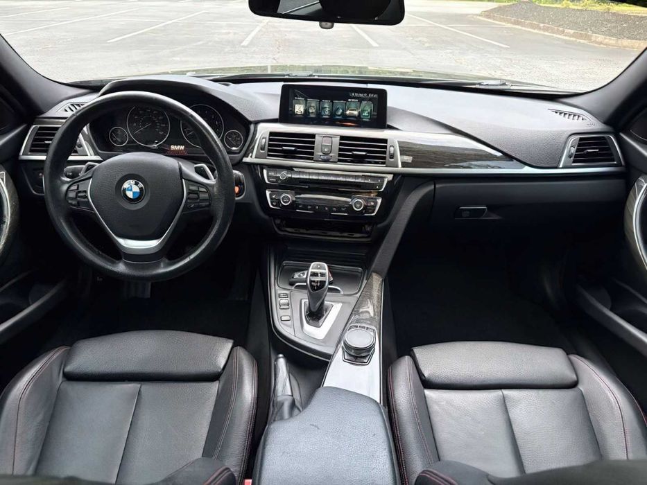BMW 3 Series 330i      2017