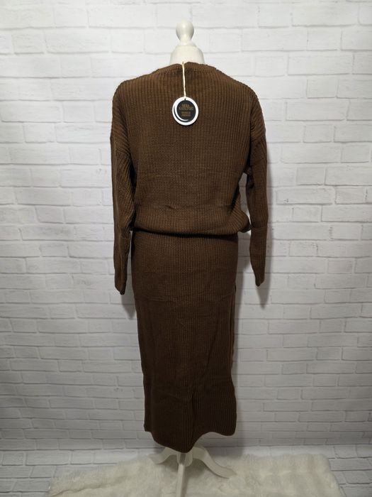 Sweterkowy komplet spodnica midi sweter czekolada Hit Premium
