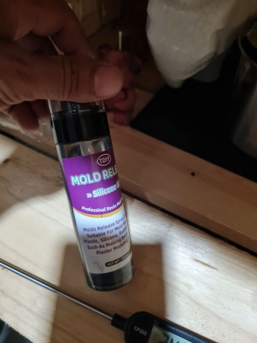 Panela, olio para moldes,termometro temperatura