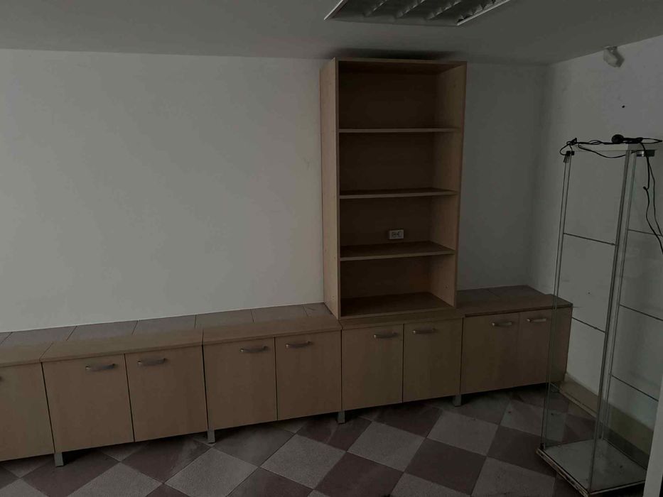 Zestaw mebli biurowych