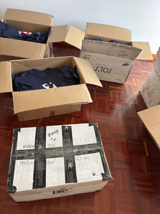 Lote de 2240 T-shirts Novas