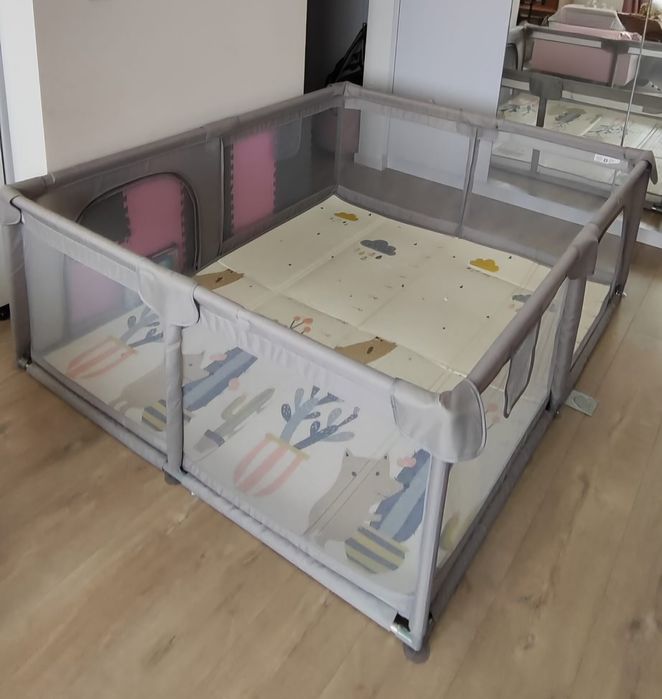 Kojec dla dzieci 150x180, mata piankowa, uchwyty do podciągania, piłki