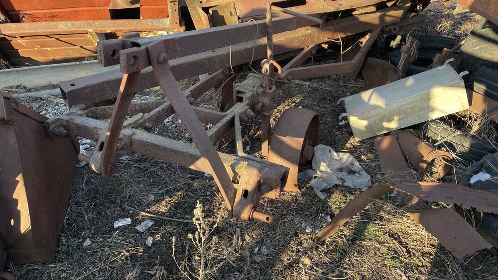 Плуг до трактора