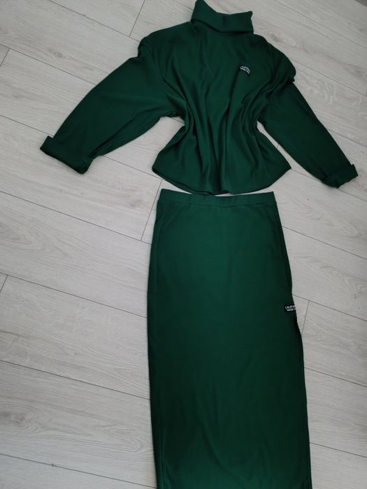 Komplet dres elegancki spódnica golf zieleń