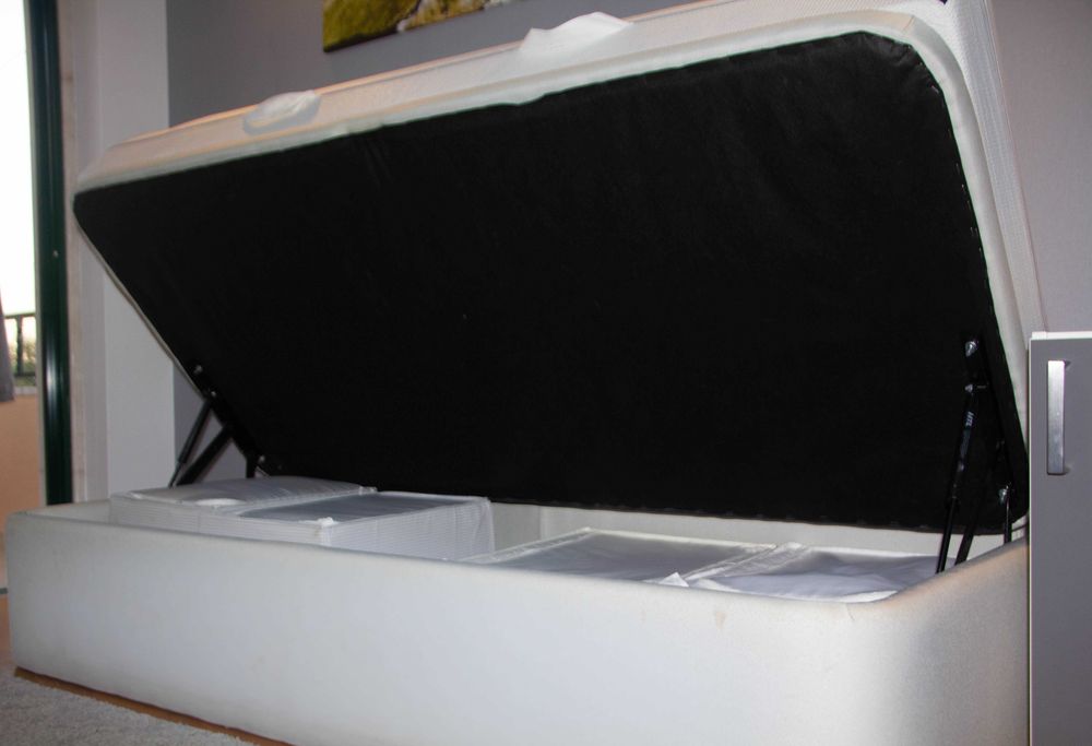 Sommier 90x190 + Colchão Emma [c/ arrumação]