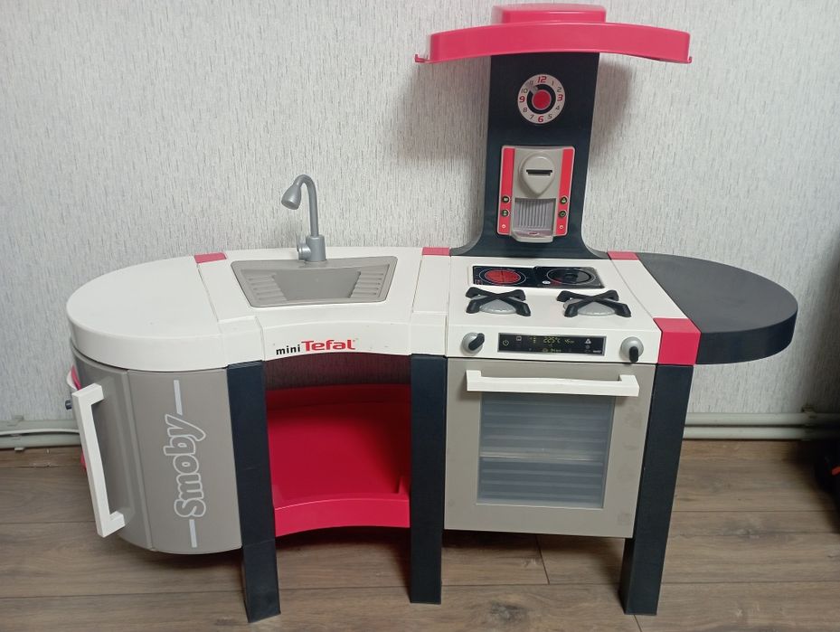 Продам дитячу кухню "mini Tefal"