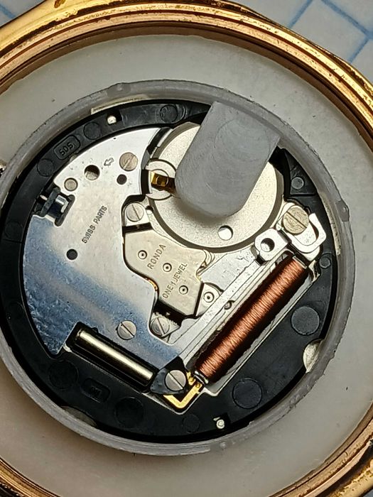 Швейцарские часы Pierre Cardin