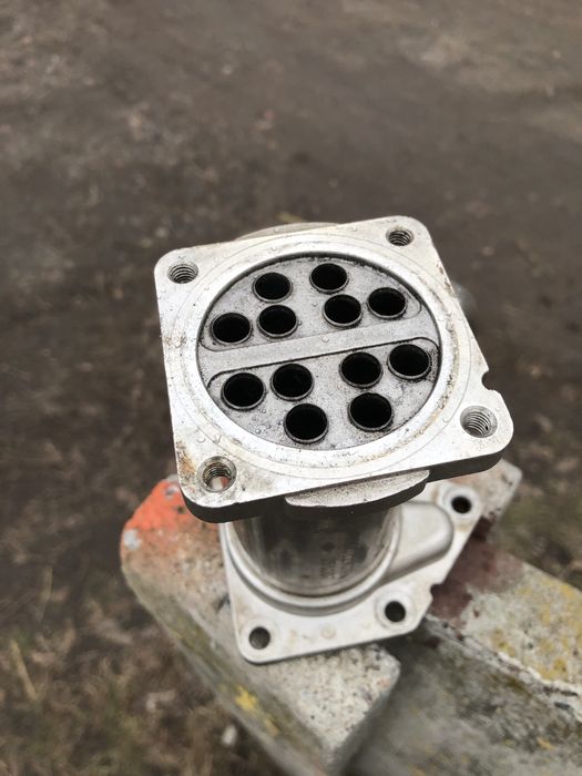 Теплообмінник (EGR) Renault Kangoo Megan Scenic Охладитель Радиатор