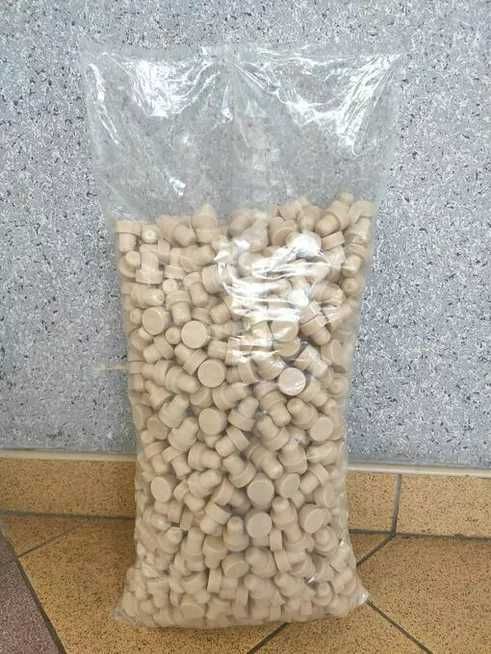 Korki D18,5 800 sztuk