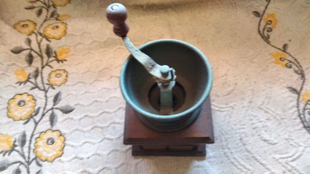 Moinho de café antigo