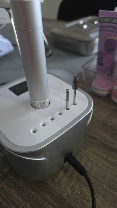 Diverso material nail designer