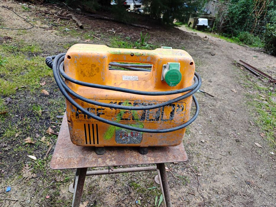 Motor de alta frequência para vibrar betão.