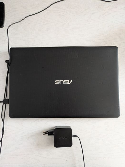 Ноутбук Asus x551c