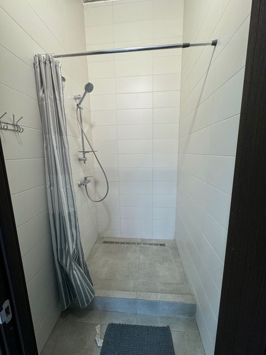 Сучасний офіс з терасою і краєвидом, від власника