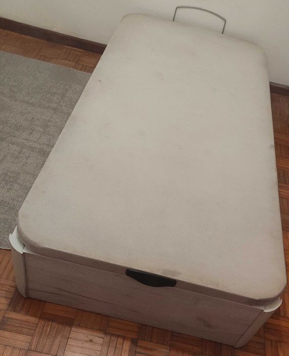 Sommier solteiro64739406050435120