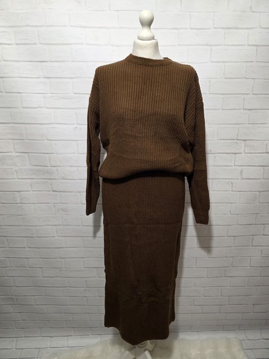 Sweterkowy komplet spodnica midi sweter czekolada Hit Premium