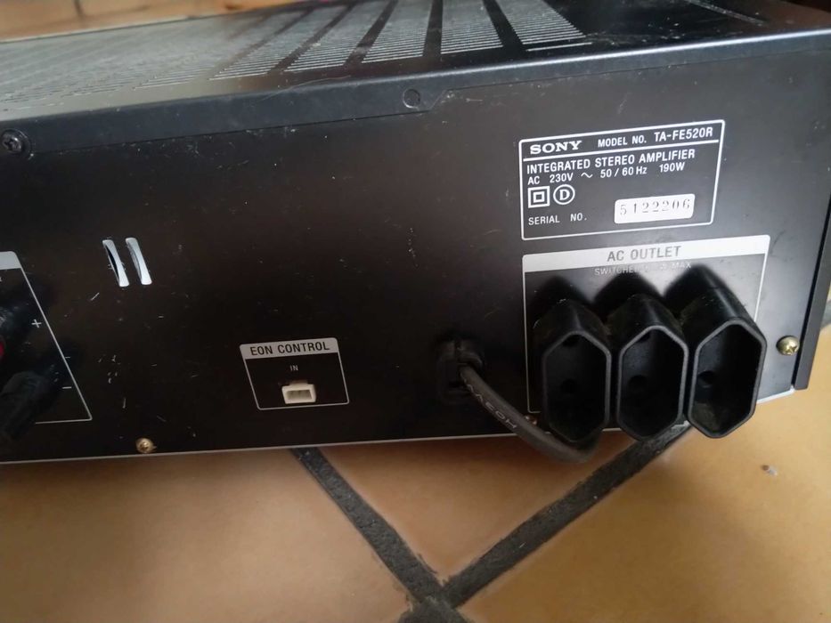 Amplificador Sony TA 520R