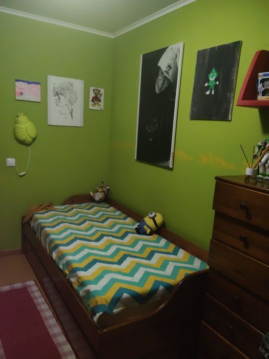 Alugo quarto para estudante