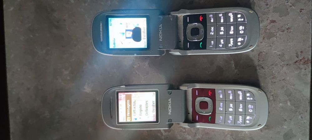 Telemóveis, 2a funcionar bem estimado, 20 euros tudo,outros para peças