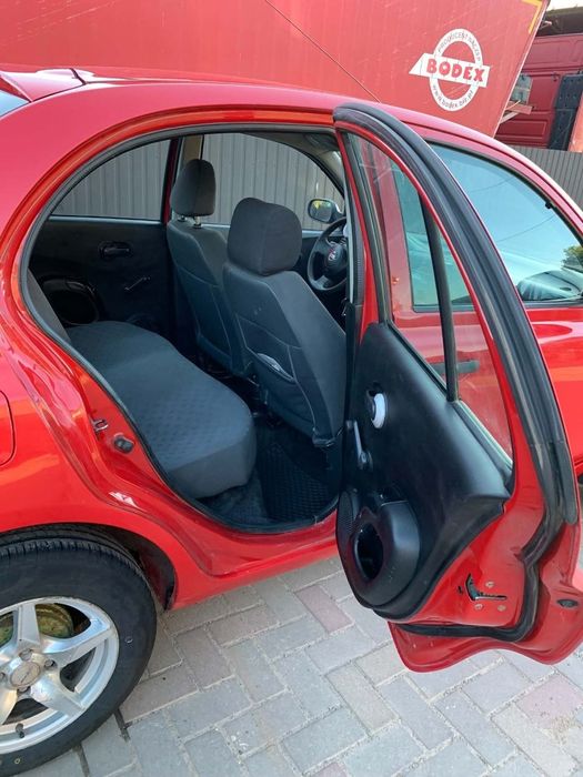 Nissan Micra надійне та економне авто