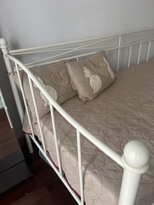 cama de solteiro