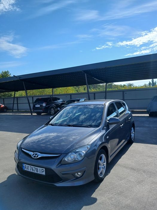 Hyundai i30, 2011р. 1.4 бензин