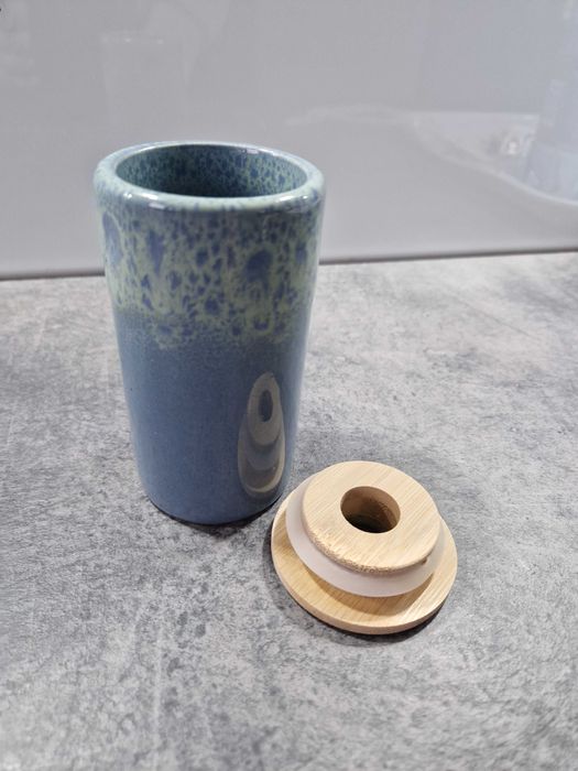 Pojemnik na patyczki zapachowe