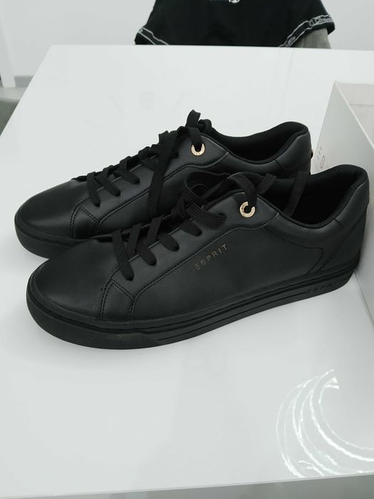 Nowe buty Esprit rozm 44