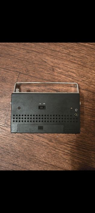 вінтажне радіо TELEFUNKEN