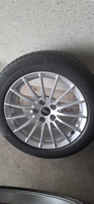 Komplet oryginalnych felg Audi Kute 17". 5x112