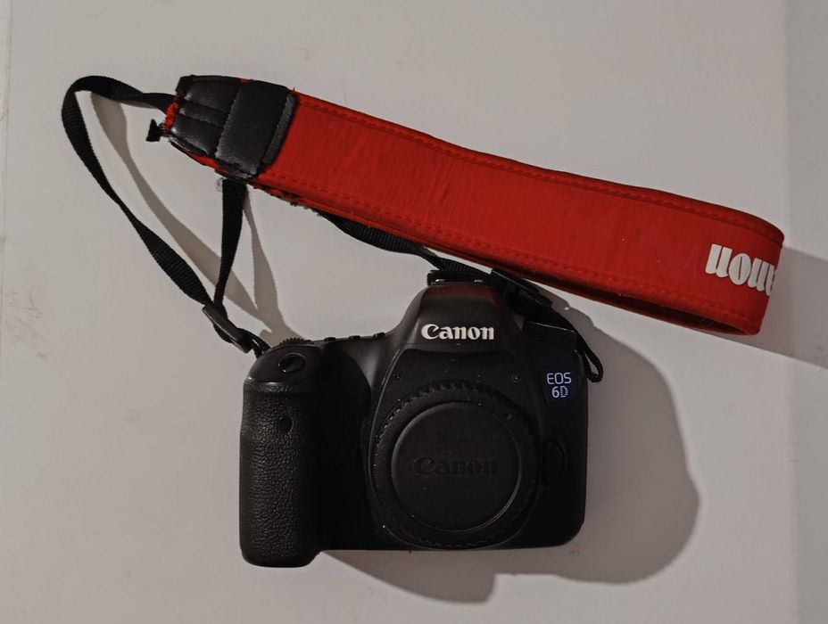 Canon EOS 6D body 98899 zdjęć 2x aku pudełko