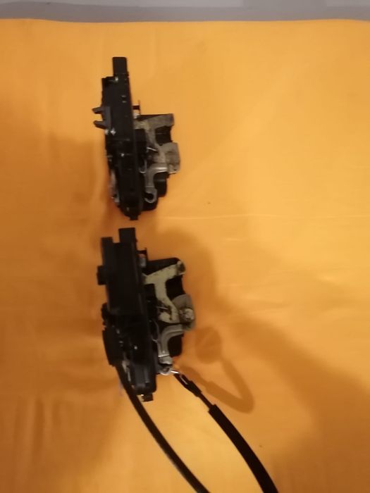 Zamki do drzwi VW Passat b5